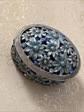 Two's Company Antique Goldtone Small Oval Blue Floral Metal Trinket Box